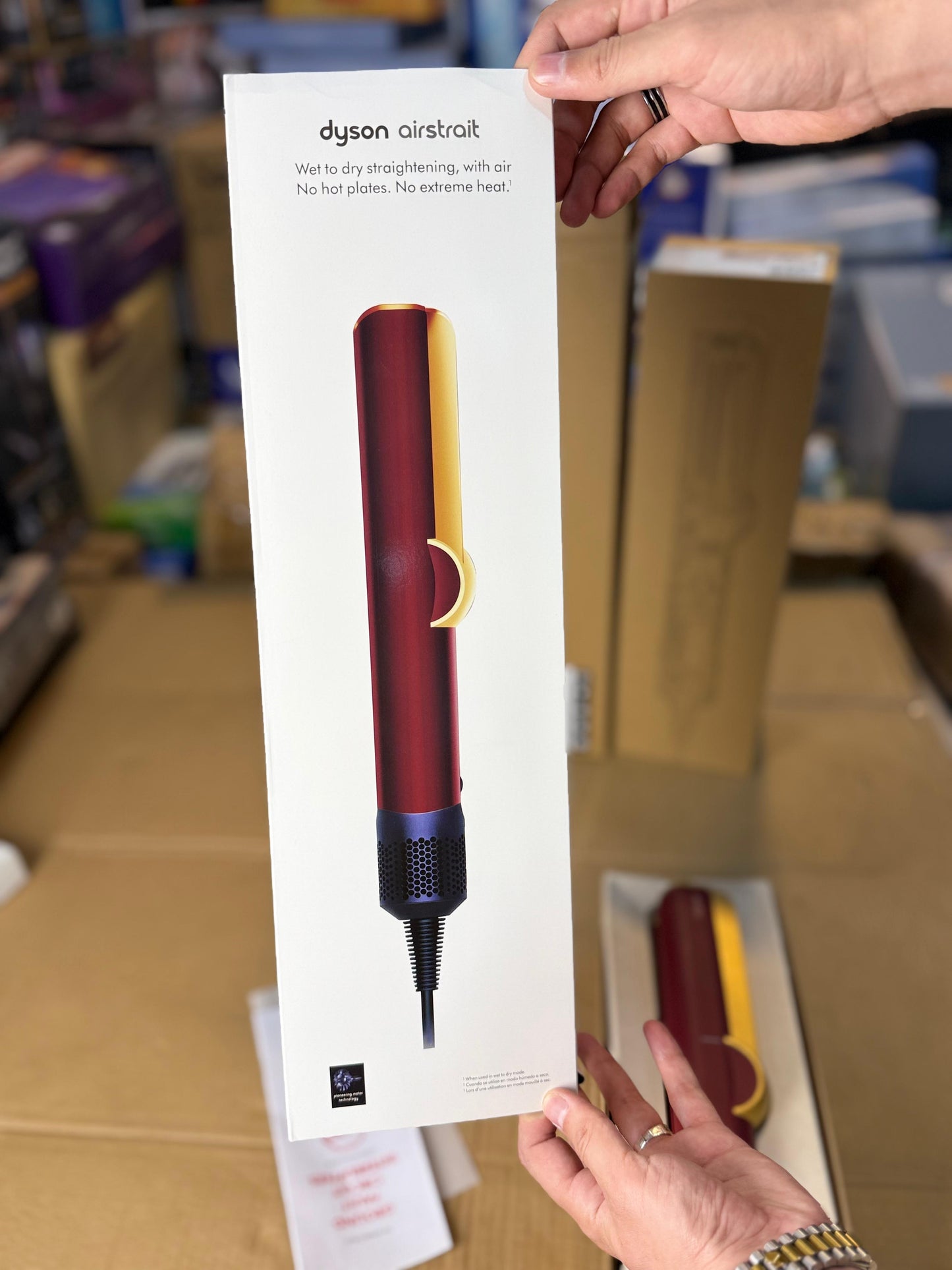 Dyson Airstrait HT01 price in Pakistan