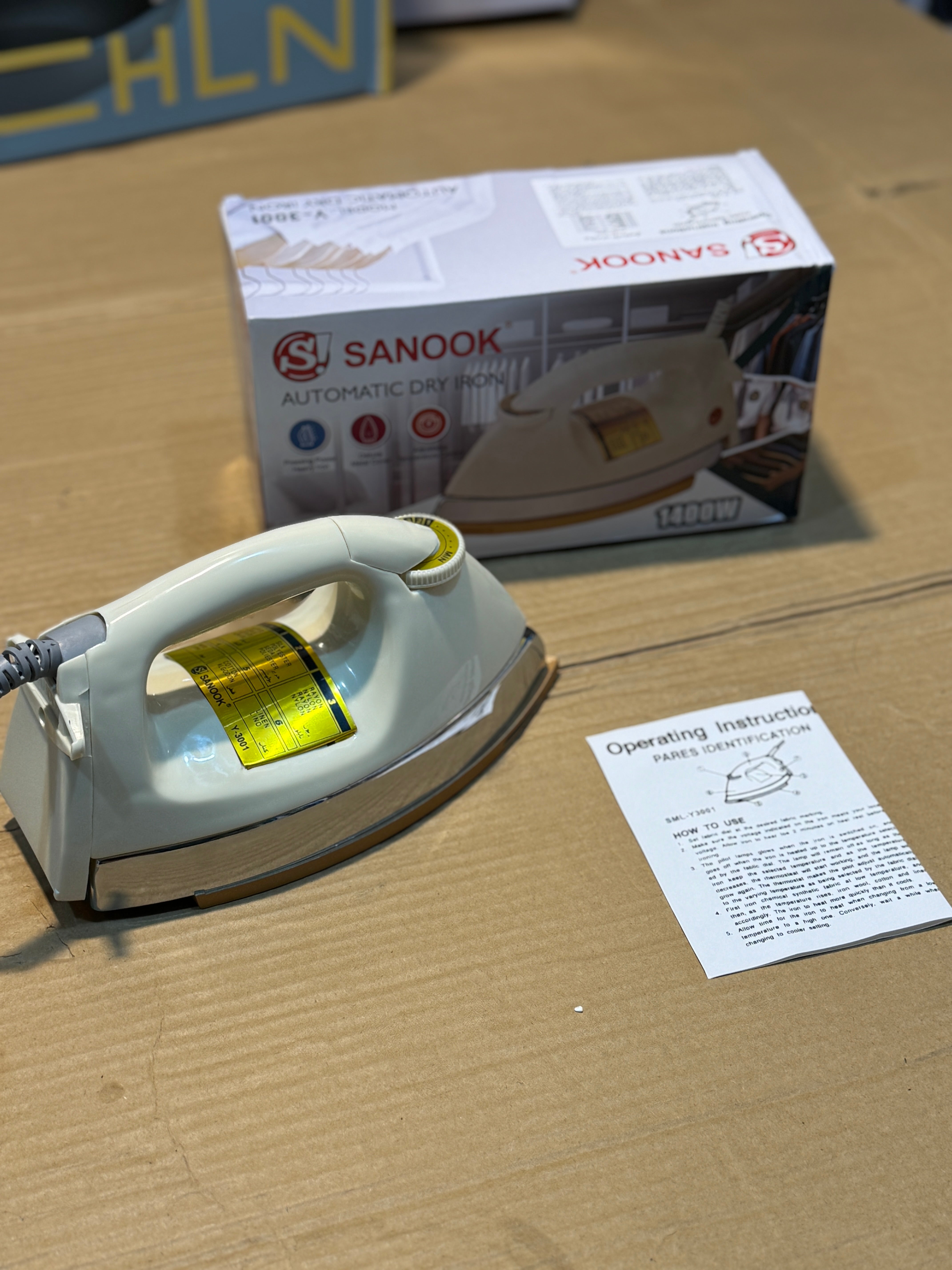 Sanook Automatic dry iron 140p0w