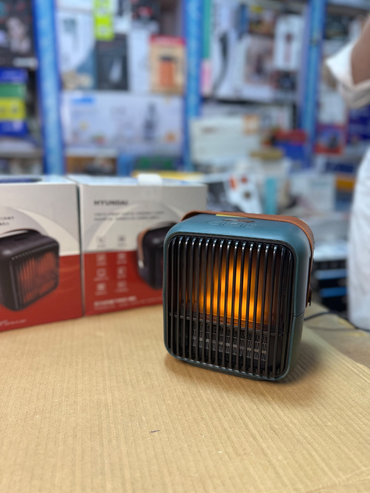 HYUNDAI Personal Mini Heater 500W - PTC Ceramic Electric Room Heater