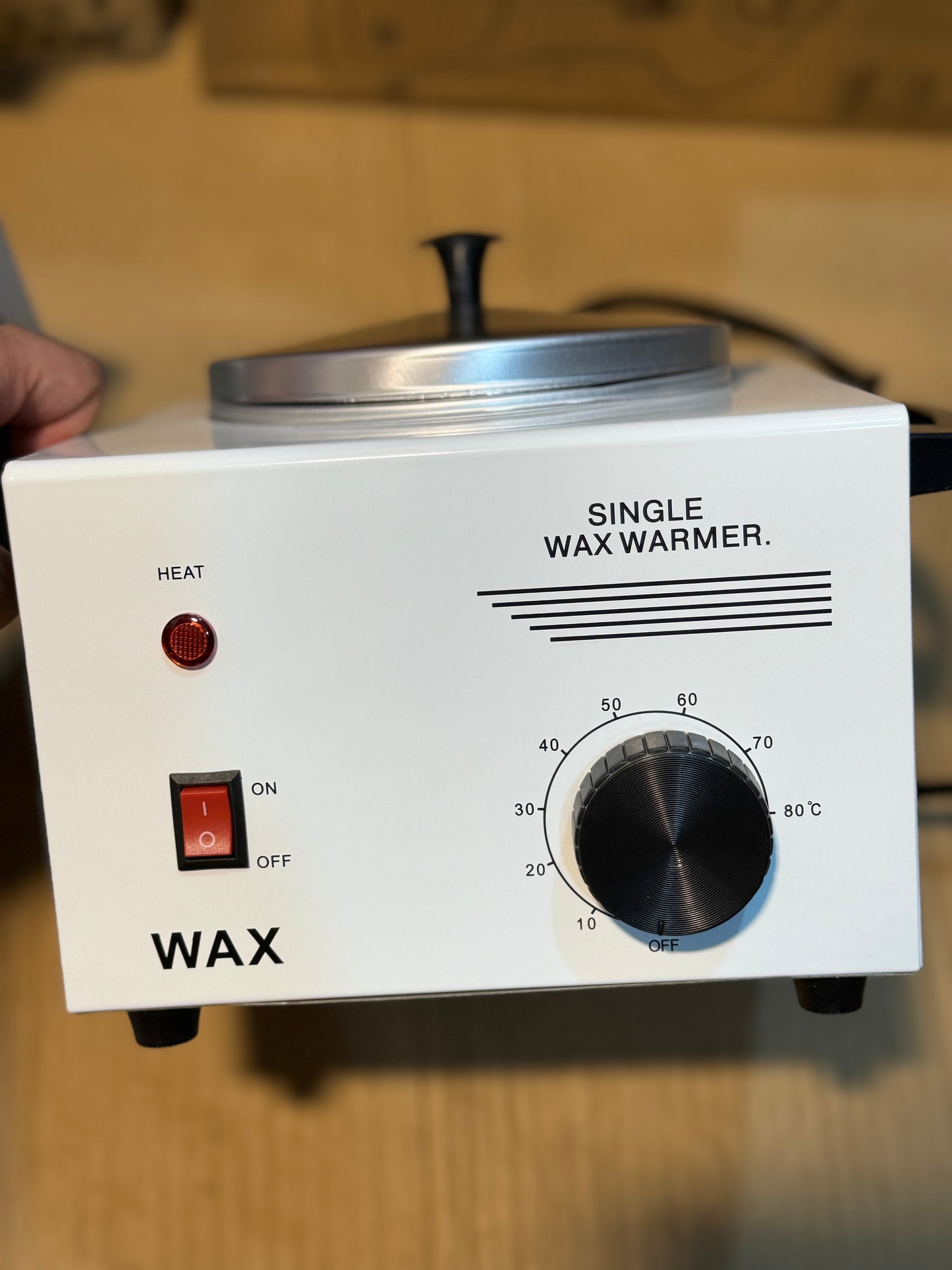 Wax warmer for professional use