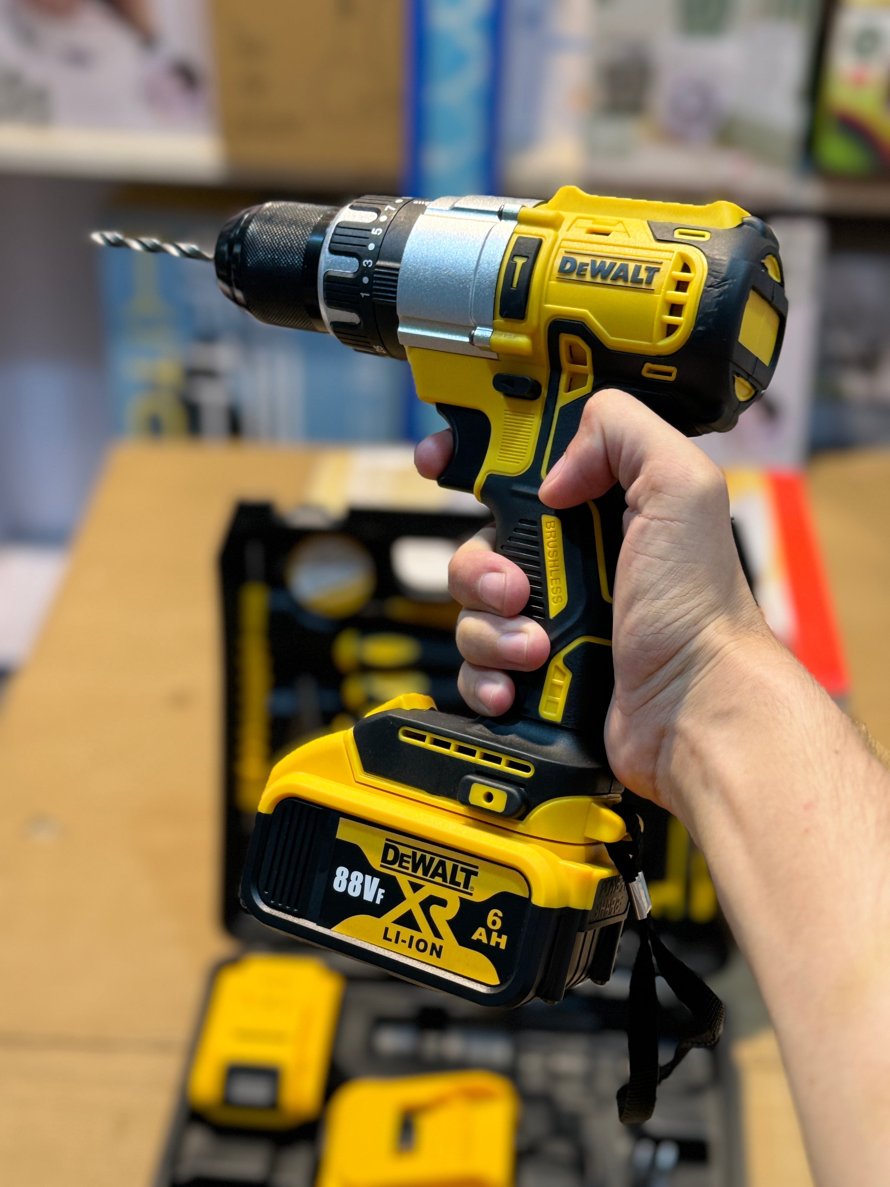 DeWALT 88V Drill Set