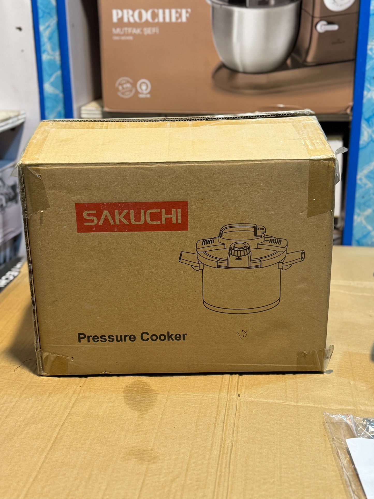 Automatic pressure cooker 5L