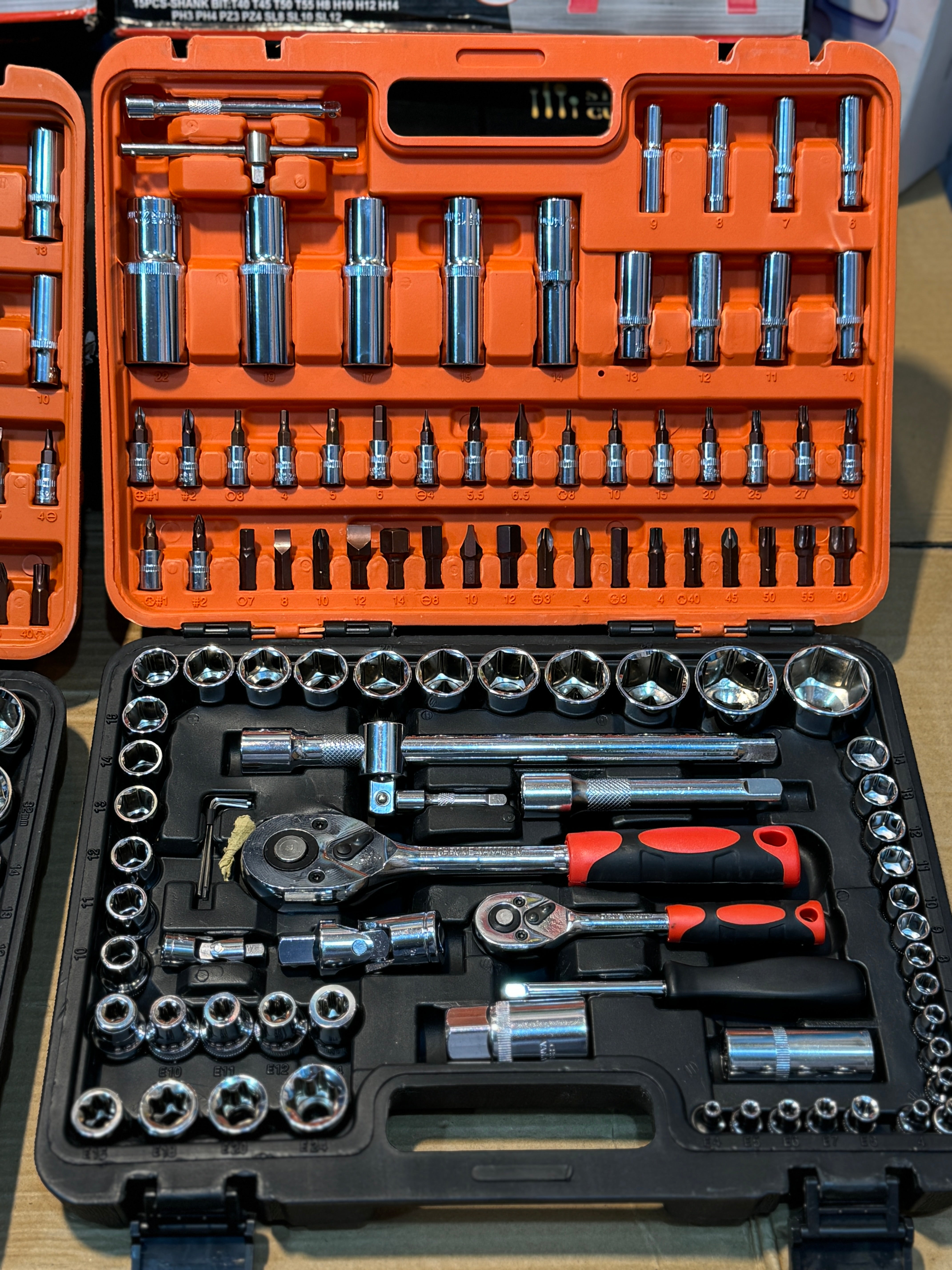 Toolset 104 pcs & 94pcs