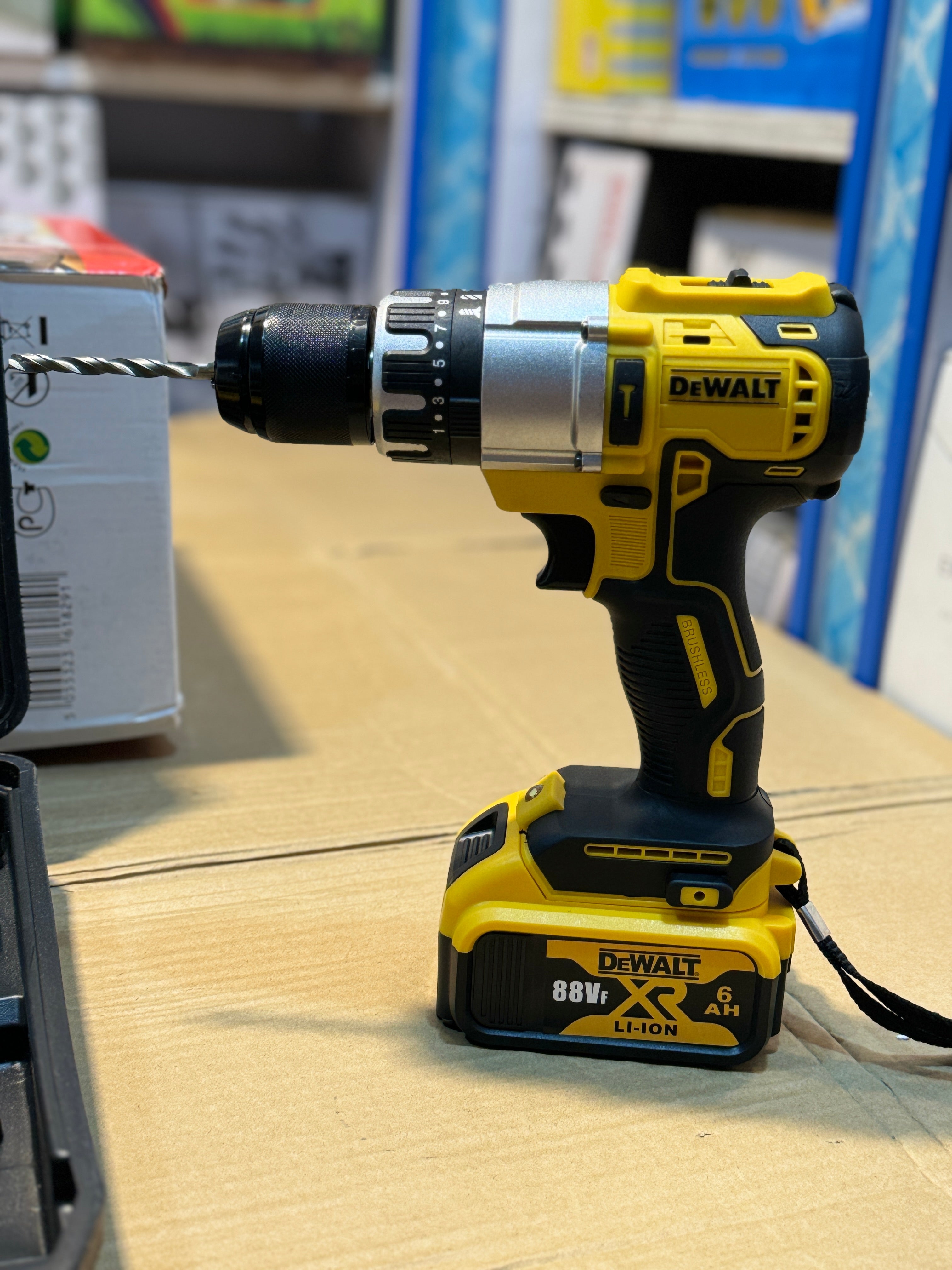 DeWALT 88V Drill Set