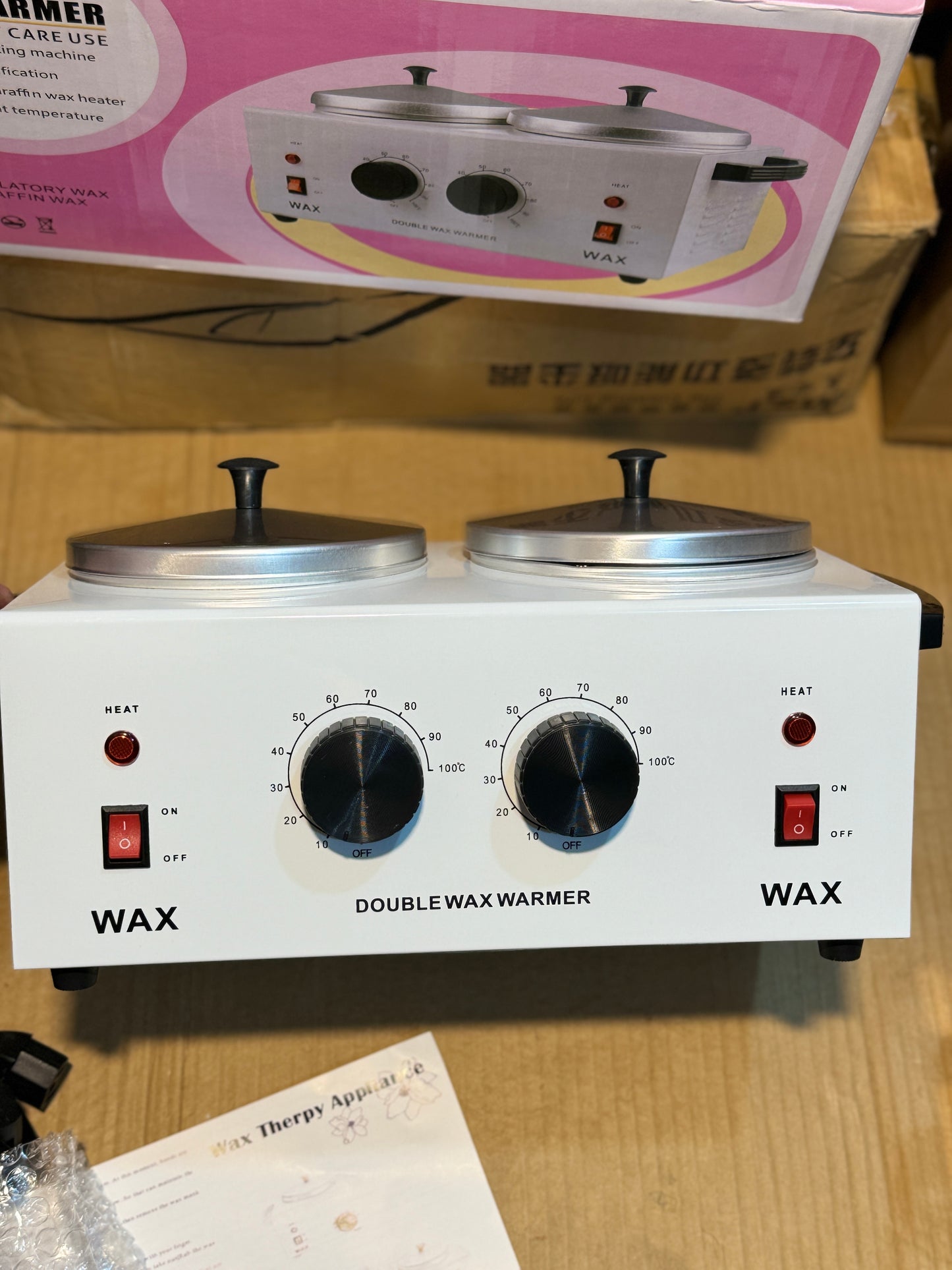 Wax warmer for professional use