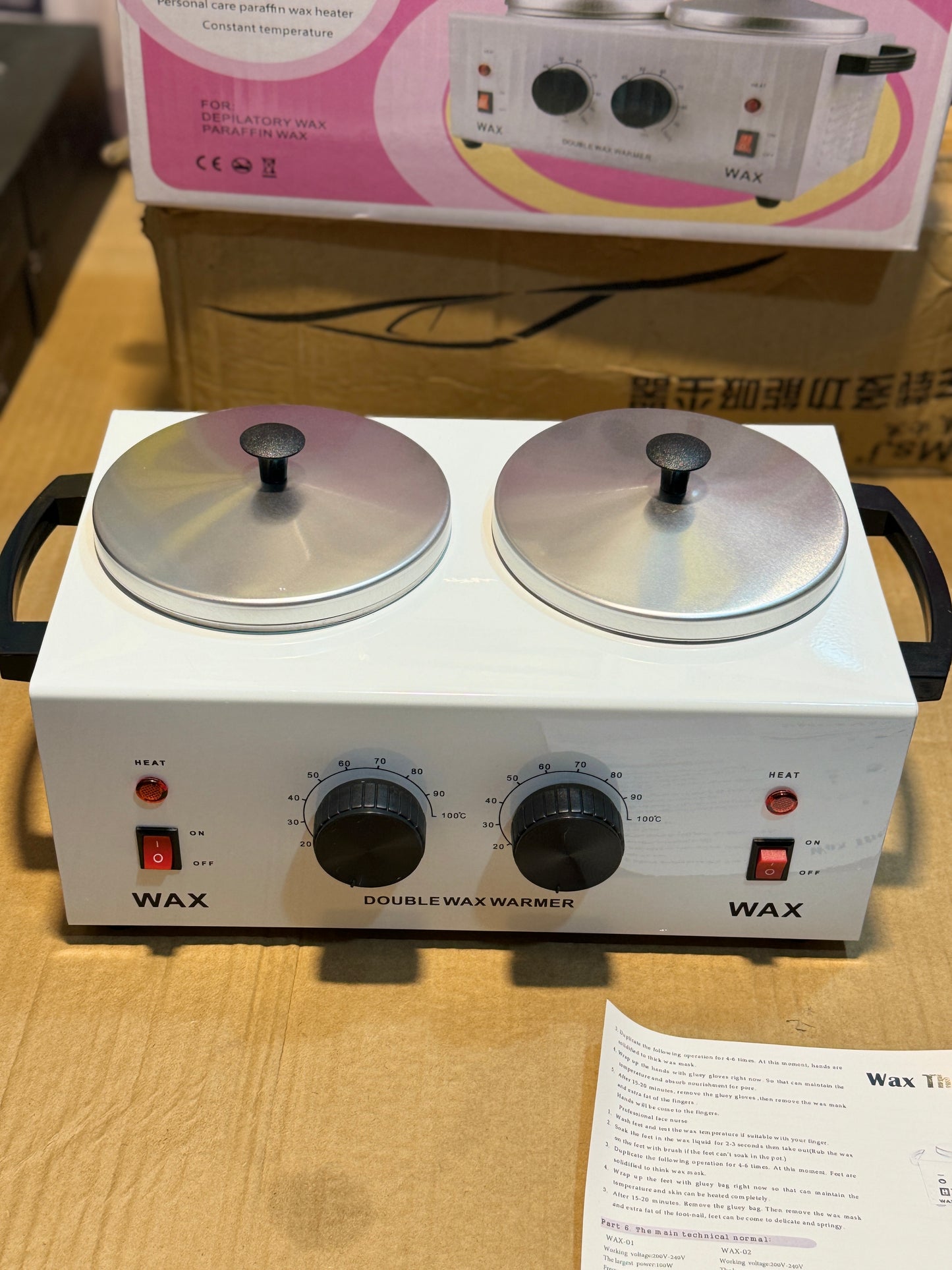 Wax warmer for professional use