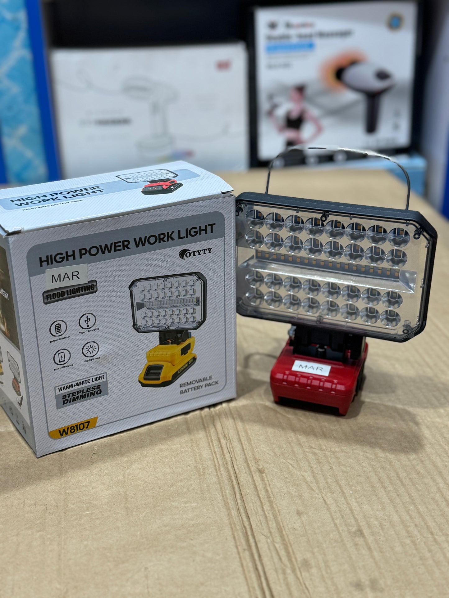 Hagi power work light with 18v bettery