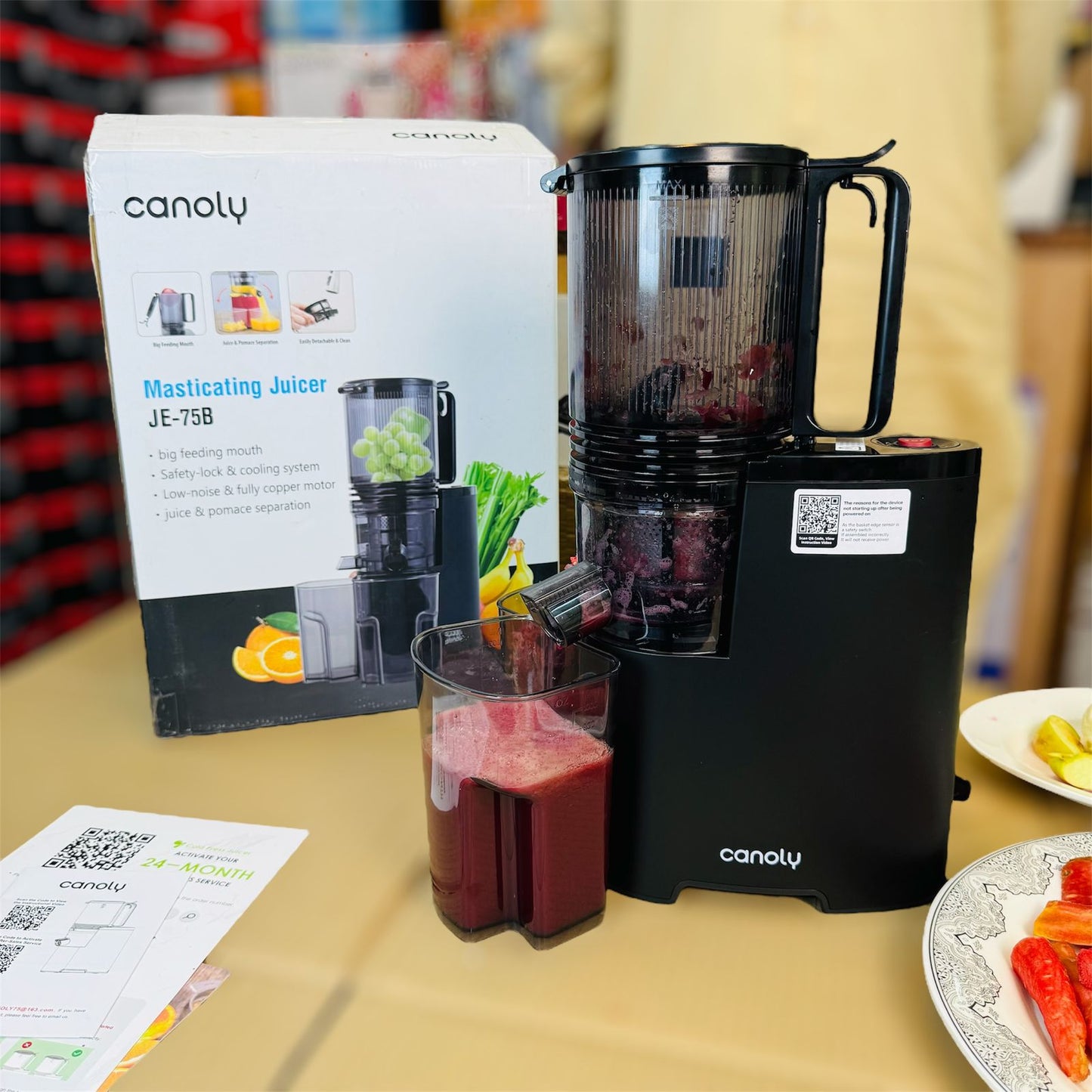 CANOLY UK COLD PRESS JUICER JE-75B (SLOW JUICER)