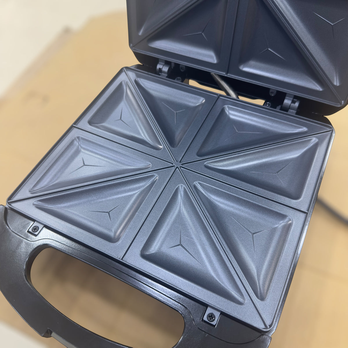 Uakeen Electric Sandwich Maker ZL-416