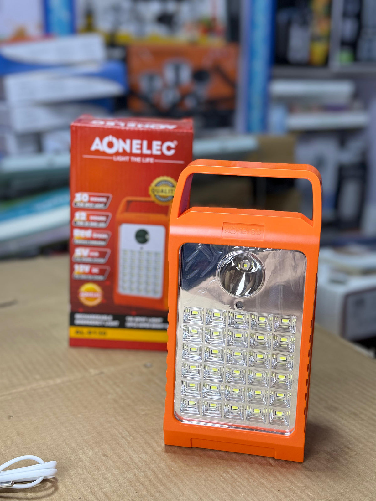 Rechargeable emergency light price in Pakistan