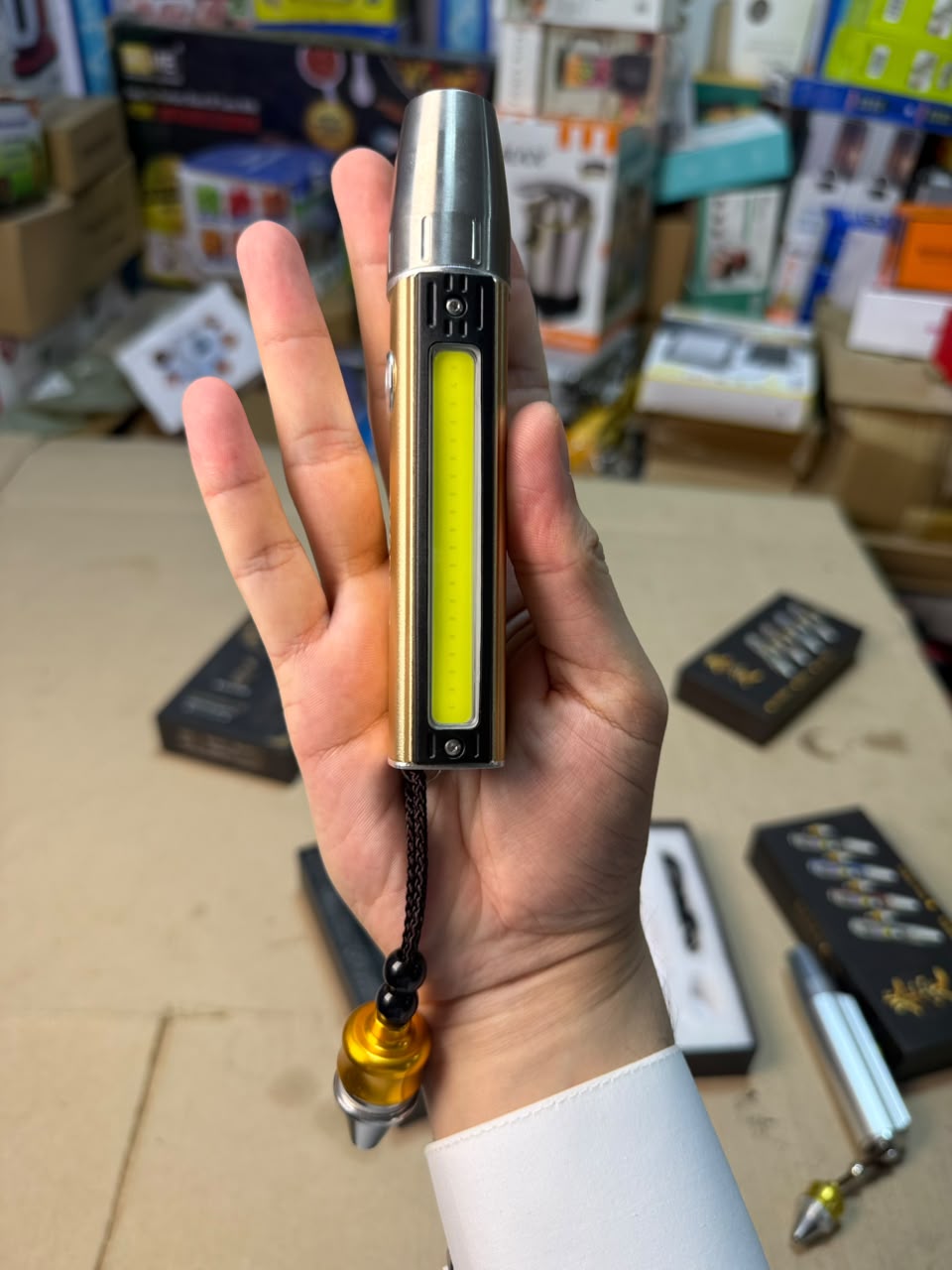 Jewelry & Jade Appraisal Flashlight - 3-Light Rechargeable Pen Torch with Stepless Dimming