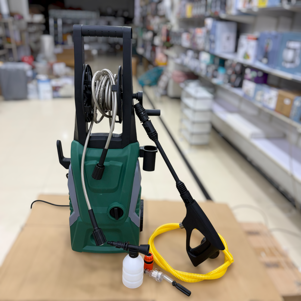 High Pressure Washer with Foam Cannon