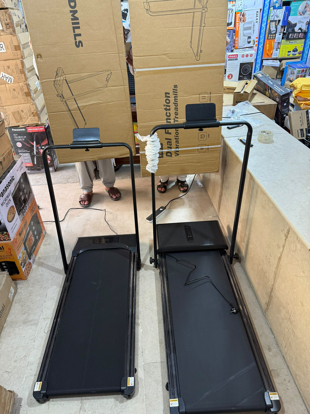 Foldable Treadmill - Single Walking Treadmill or 2-in-1 with Vibration Plate (KW921 / KW916)
