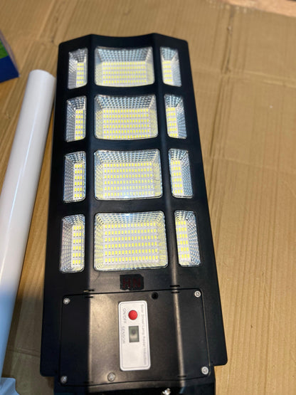 300W LED Solar Light – Energy Saving Outdoor Lighting 🚥