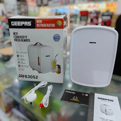 Geepas mini fridge 12v & 220w