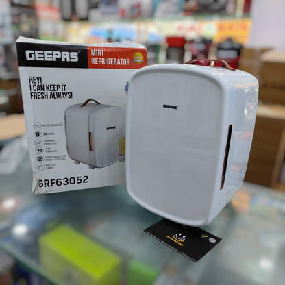 Geepas mini fridge 12v & 220w
