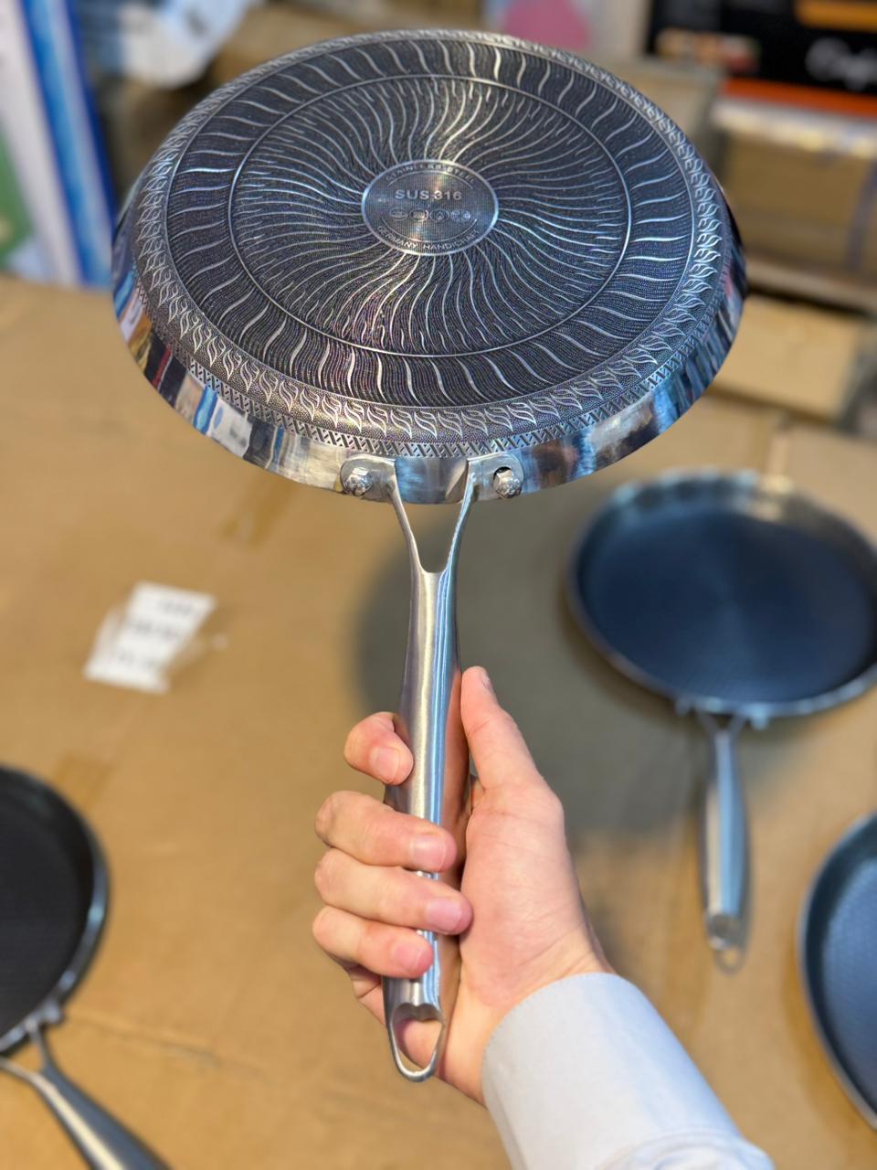 Double Sided Honey Comb Frypan 4 size