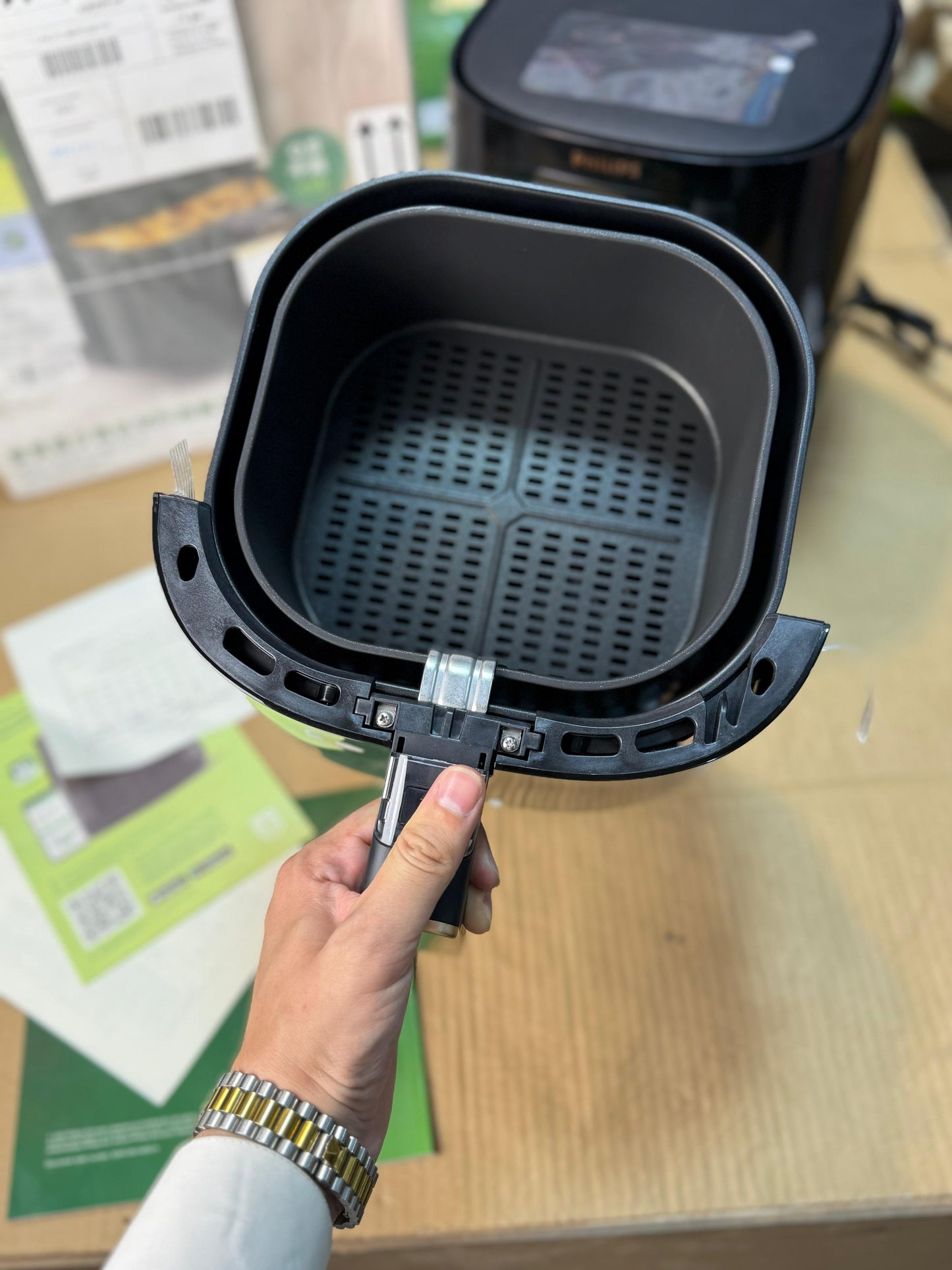 Philips Essential Digital Airfryer HD9252 – 4.1L