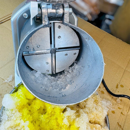 Geepas CoolMax Ice Crusher GIC63125