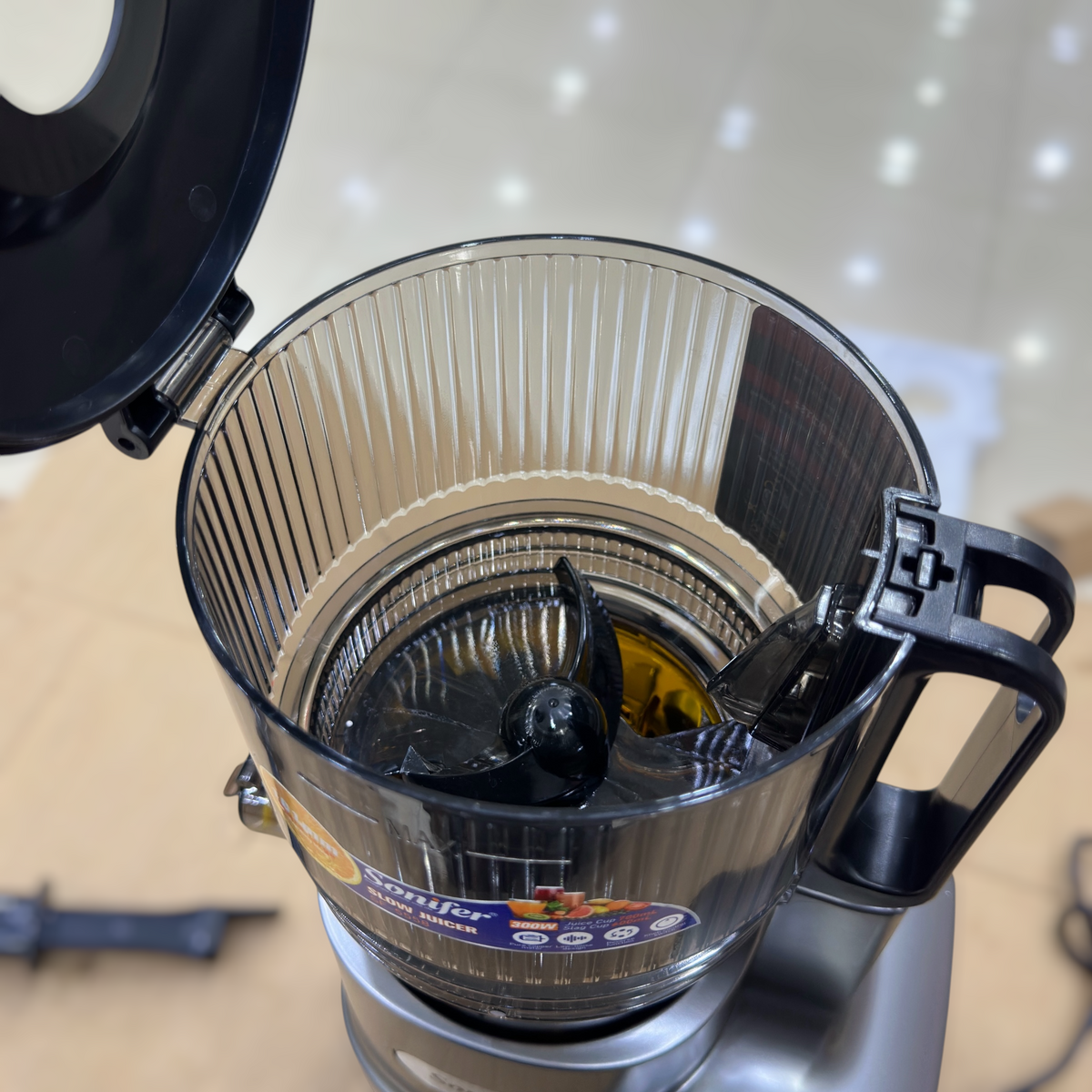 Sonifer Slow Juicer SF-5558 - 300W, Pure Copper Motor, 161mm Feeding Hole