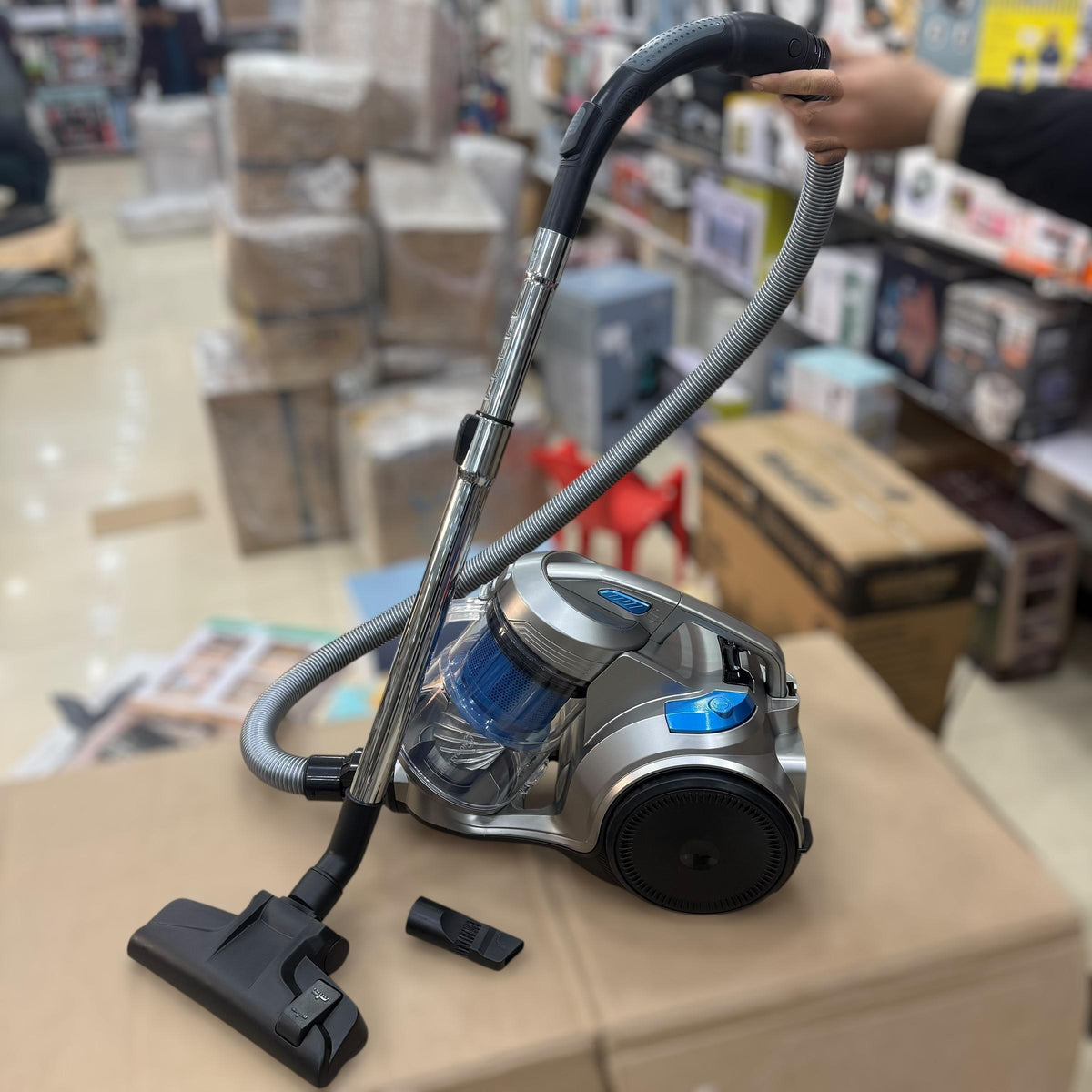 Uakeen Cyclonic Vacuum Cleaner