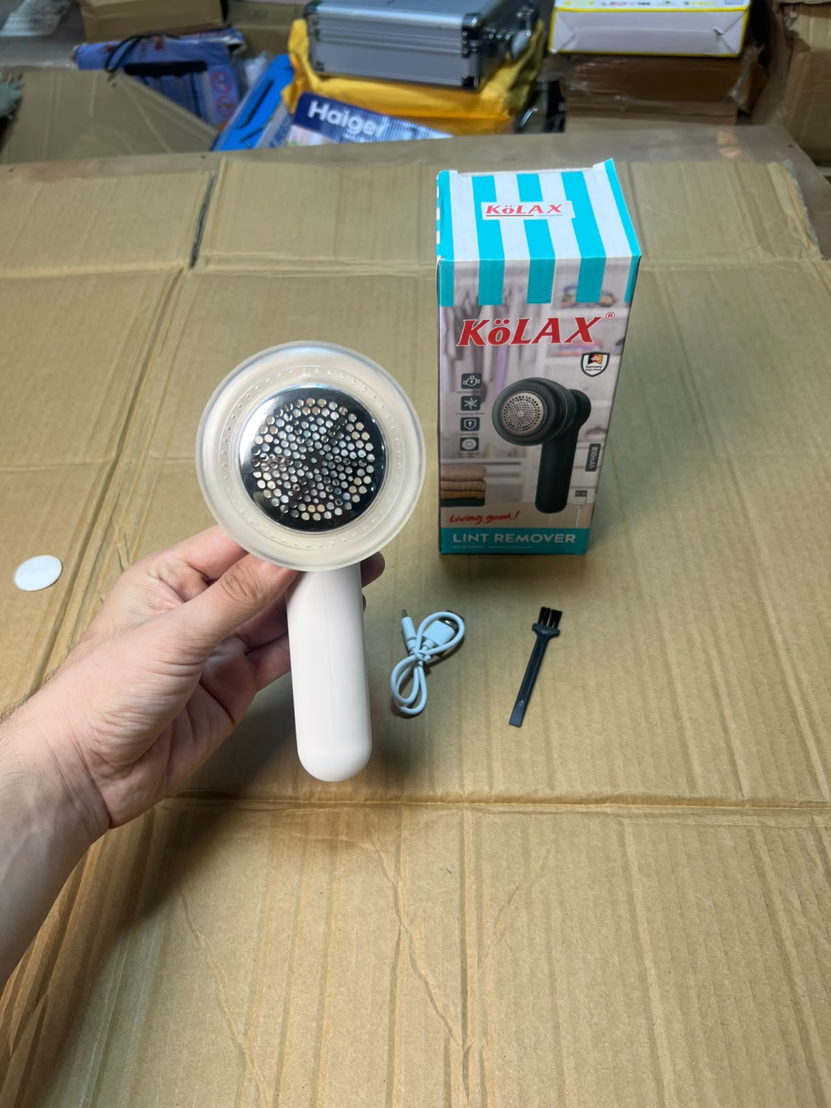 KOLAX Rechargeable Lint Remover - Electric Fabric Shaver for Clothes & Sweaters