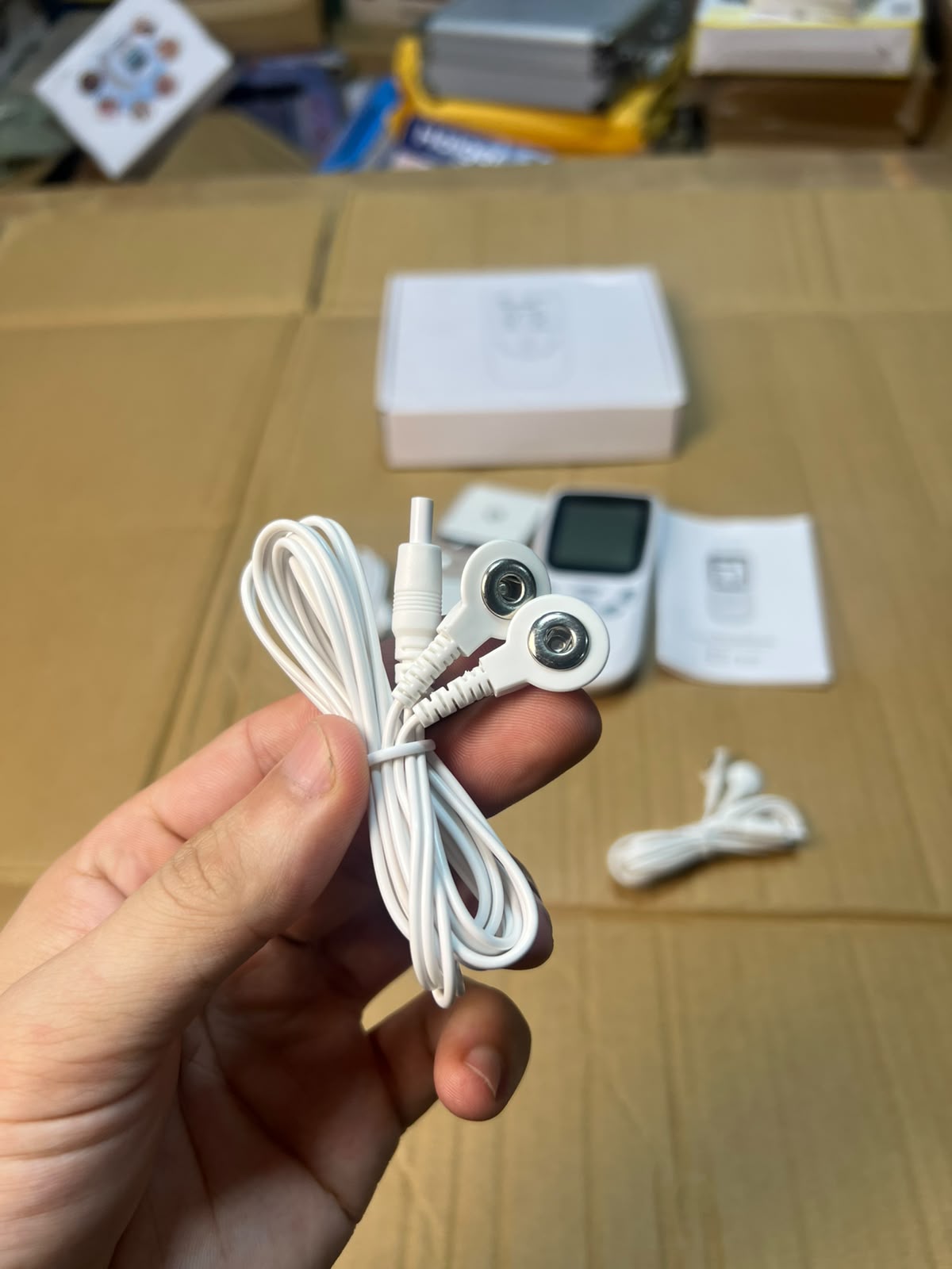 Digital TENS Muscle Stimulator Massager MH-1038 - Rechargeable Pulse Massager with LCD
