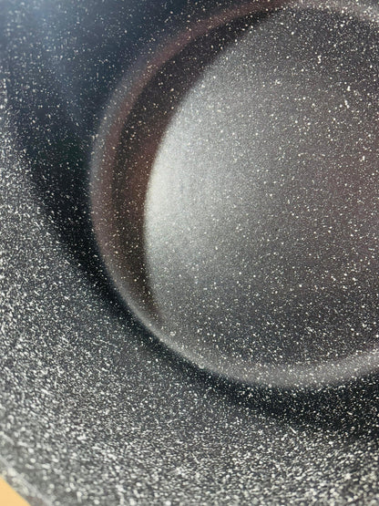 Uakeen Germany Induction Die-Cast Granite Casserole VK-20