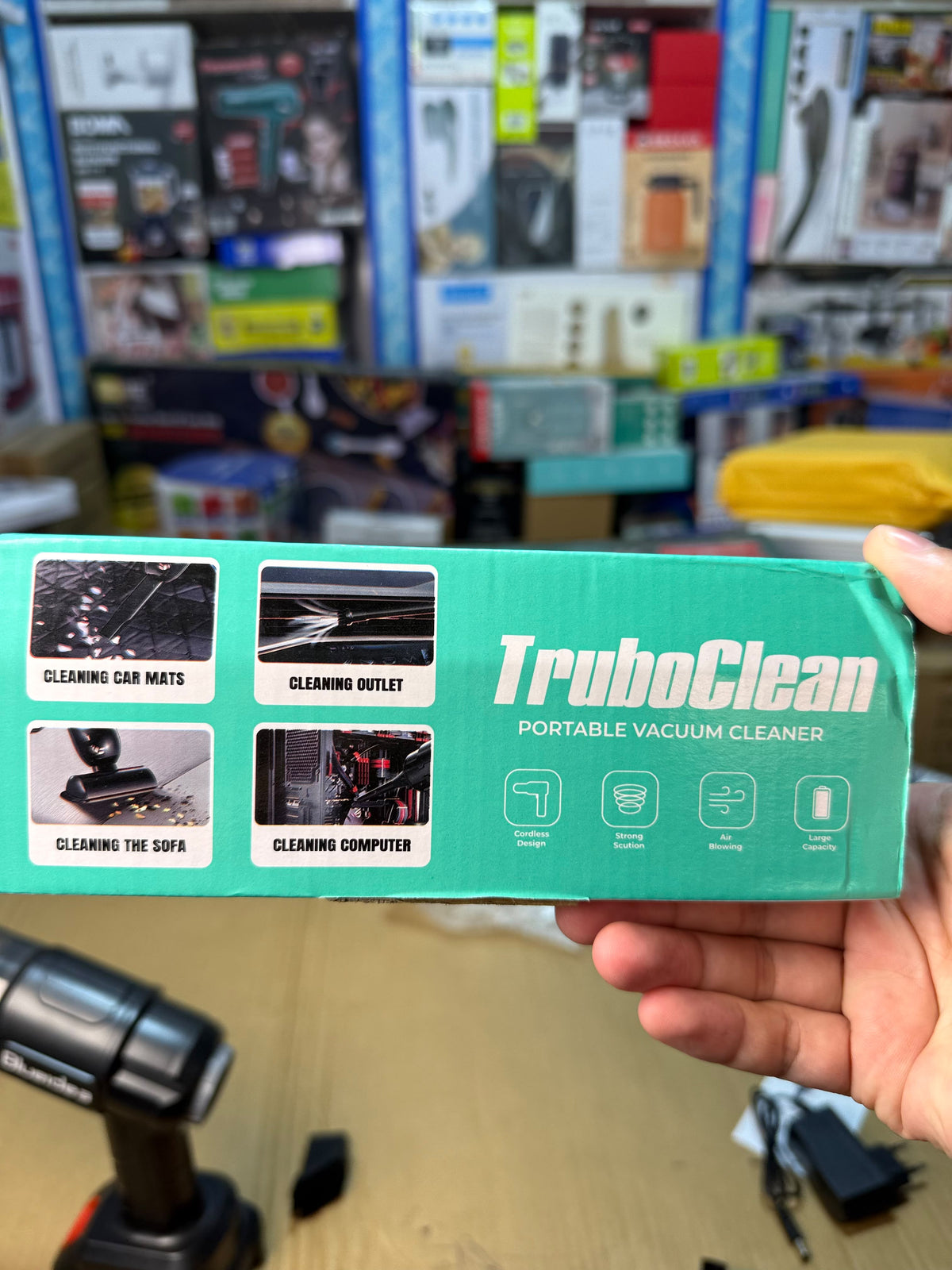 Blueidea TruboClean Portable Cordless Vacuum Cleaner 250W - Rechargeable with 6 Attachments