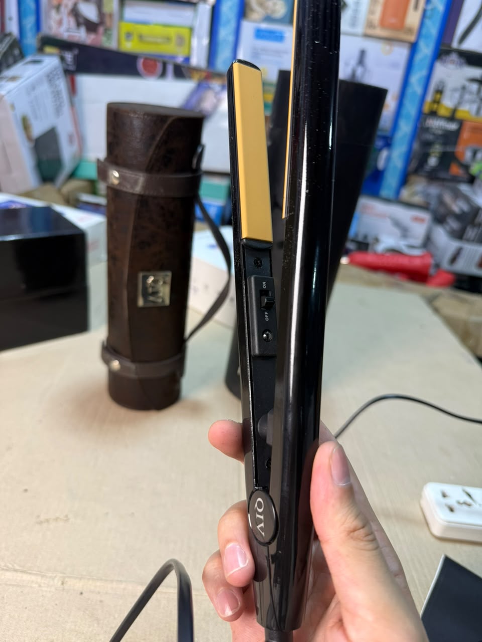 QIV Pour Homme Professional Hair Straightener