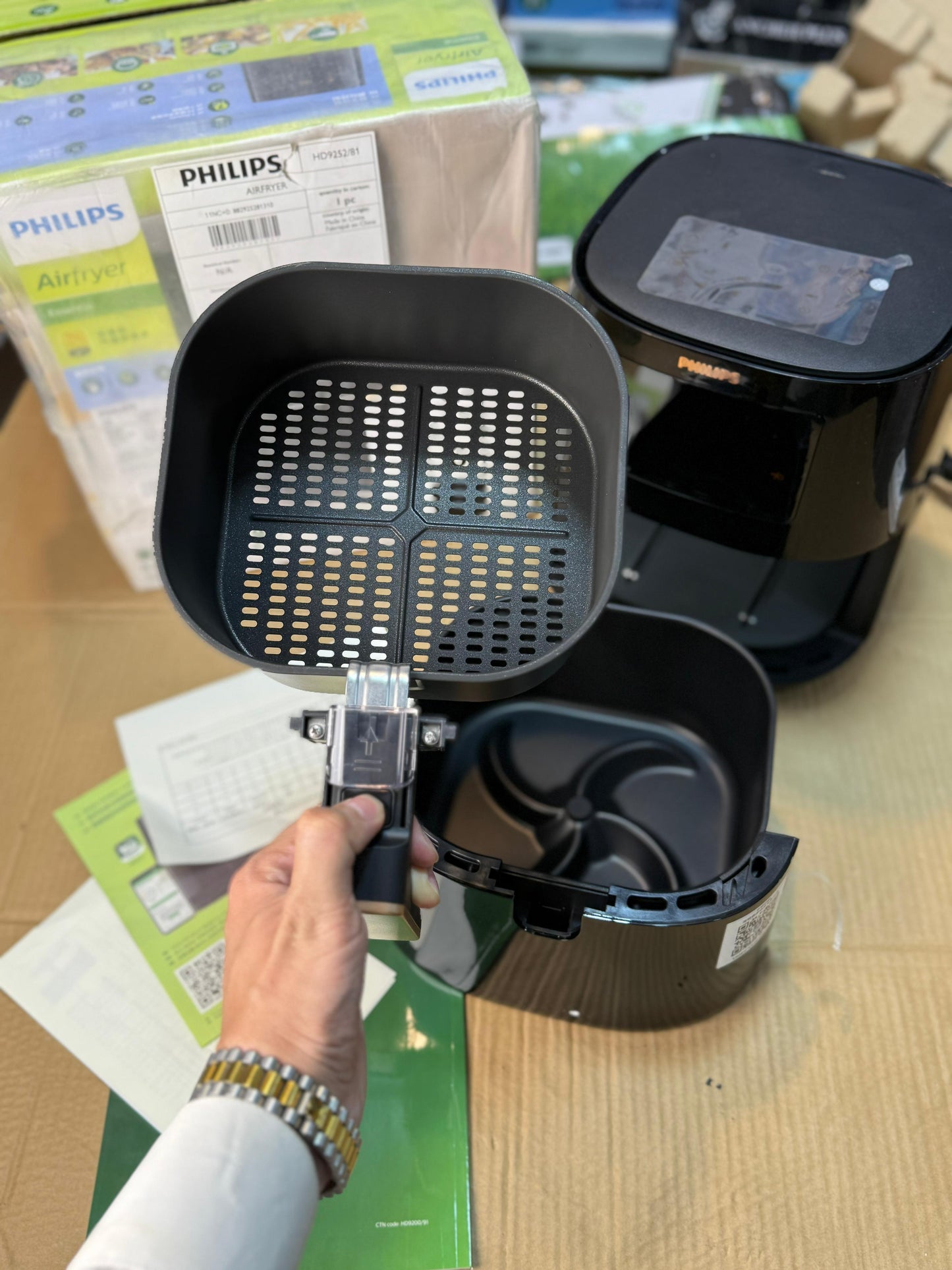 Philips Essential Digital Airfryer HD9252 – 4.1L