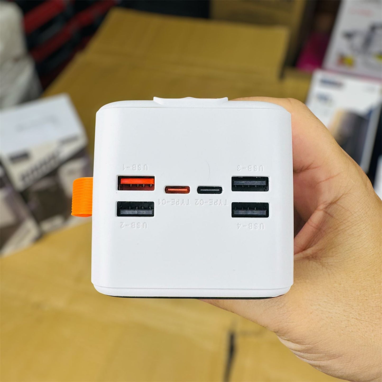 madi in dubai 80000 mah power bank 68W