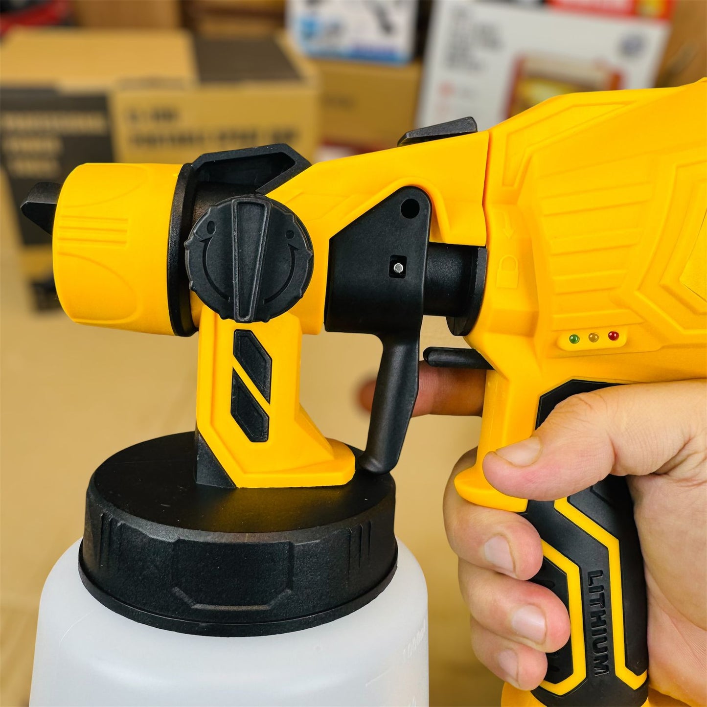 DEWALT Rechargeable spray machine