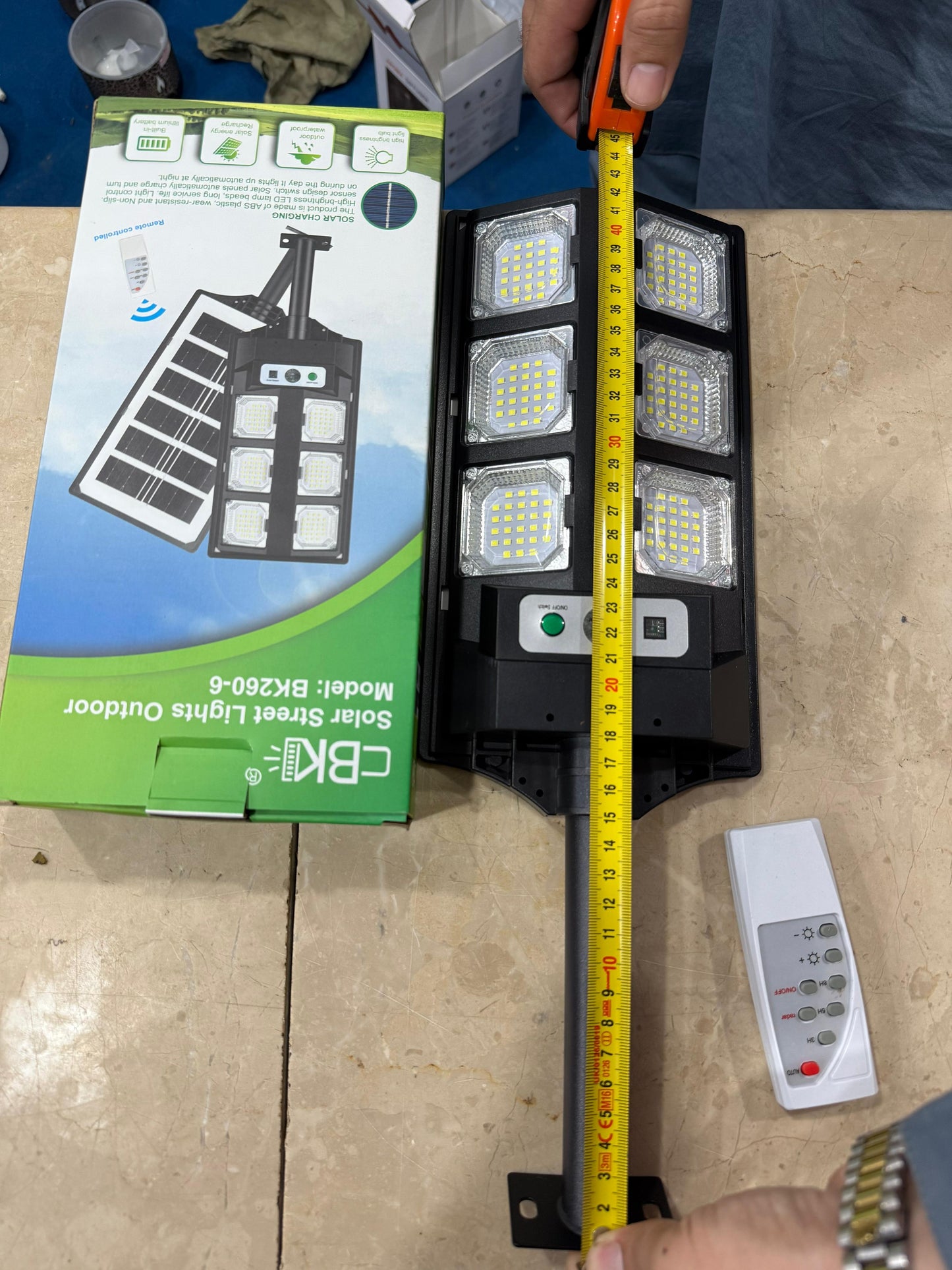 Solar street light for outdoor