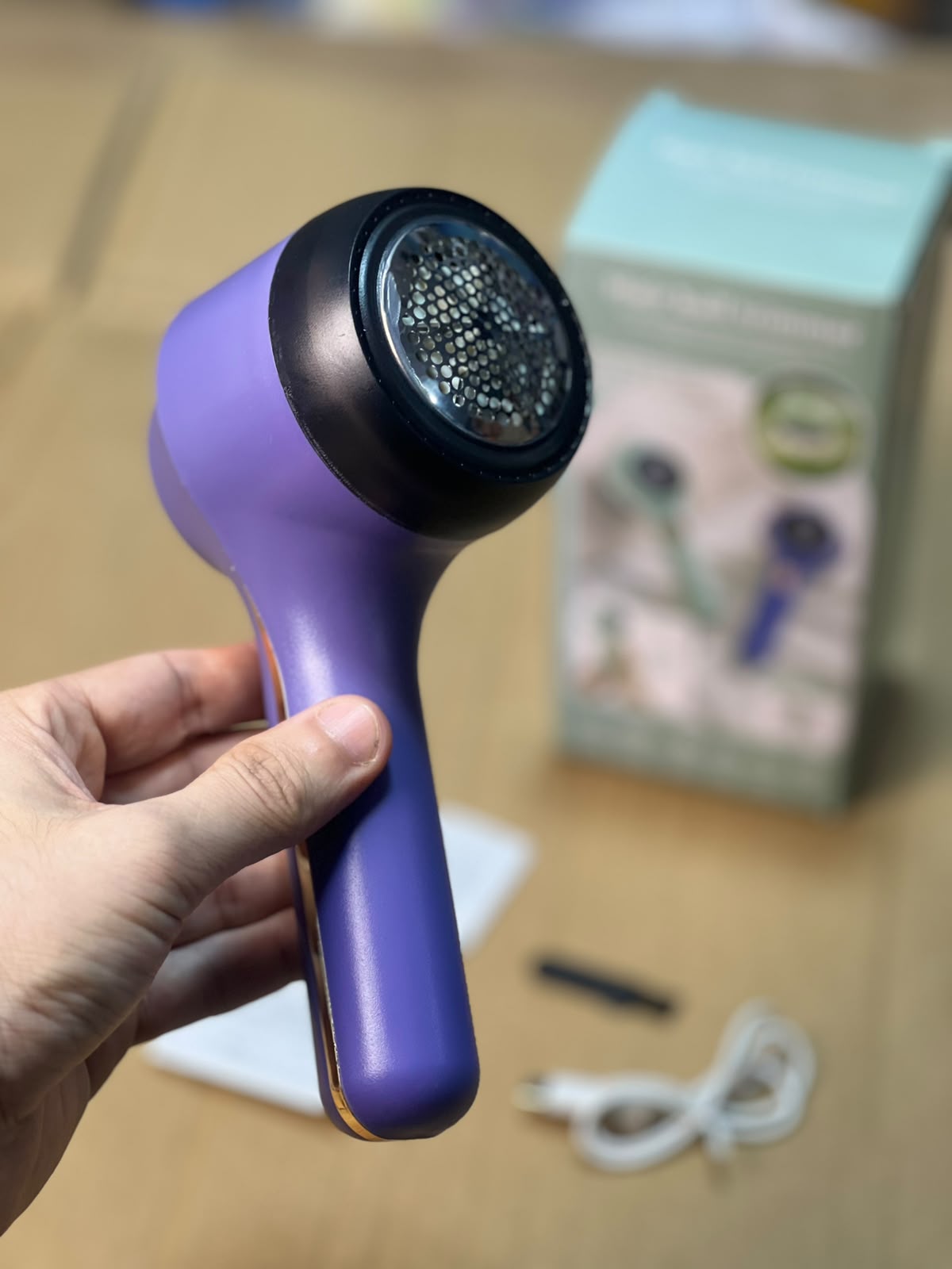 KOLAX Hair Ball Trimmer - Rechargeable Lint Remover with LED Display