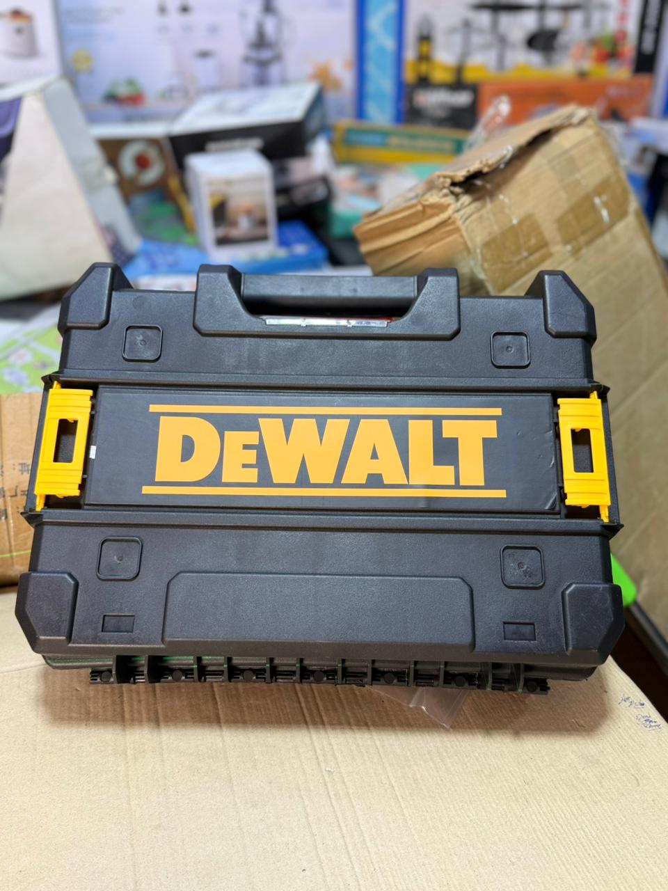 DEWALT Laser Level Meter 3D-4D with Tripod Stand