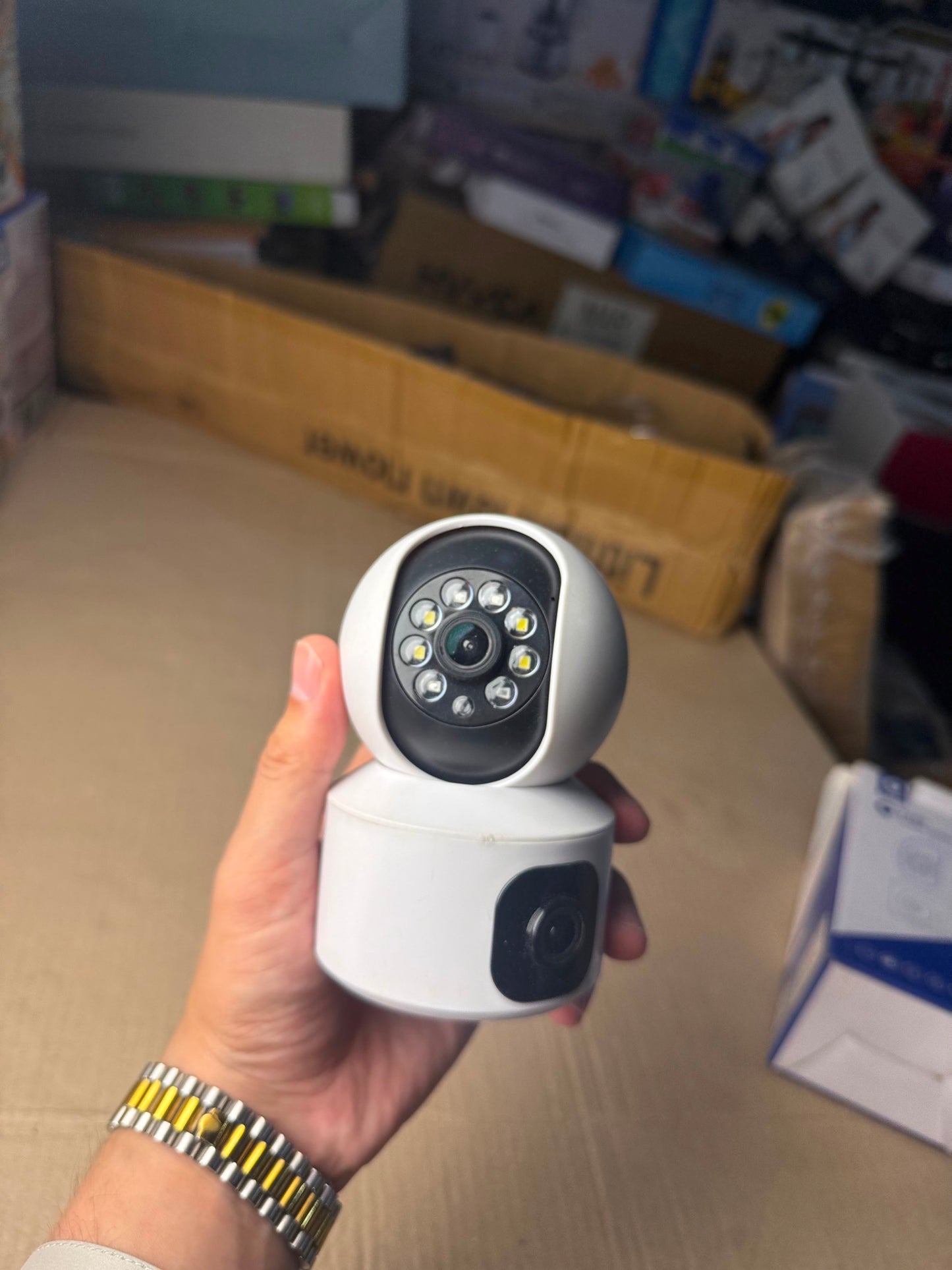 V380 4G WiFi Smart Camera