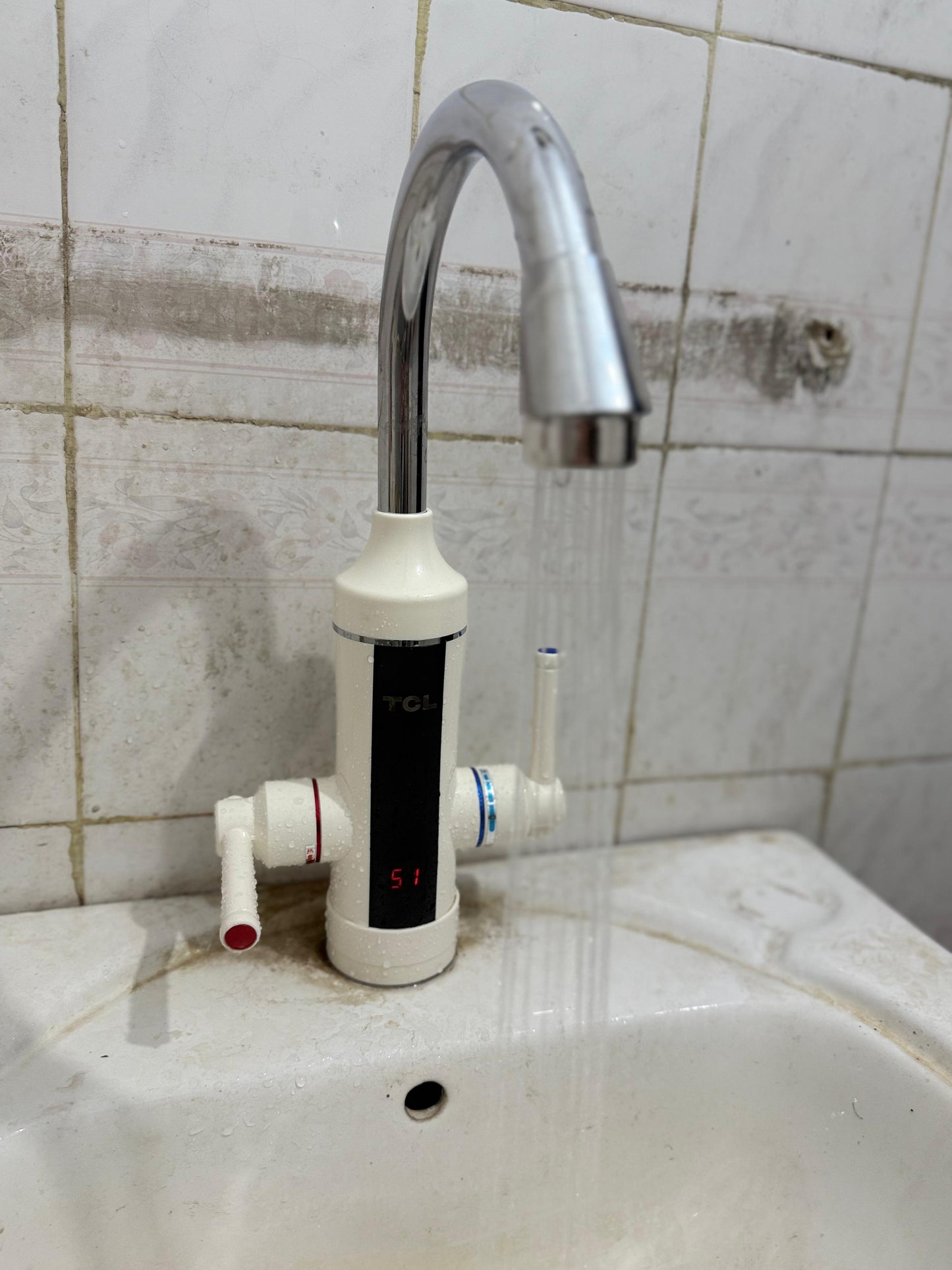 TCL Electric water faucet