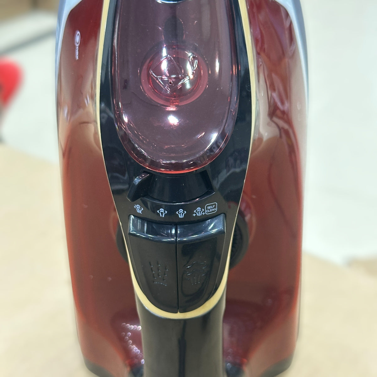 BOMA BM-6035 Electric Steam Iron - 2600W, Dry/Spray/Burst/Vertical Steam Function
