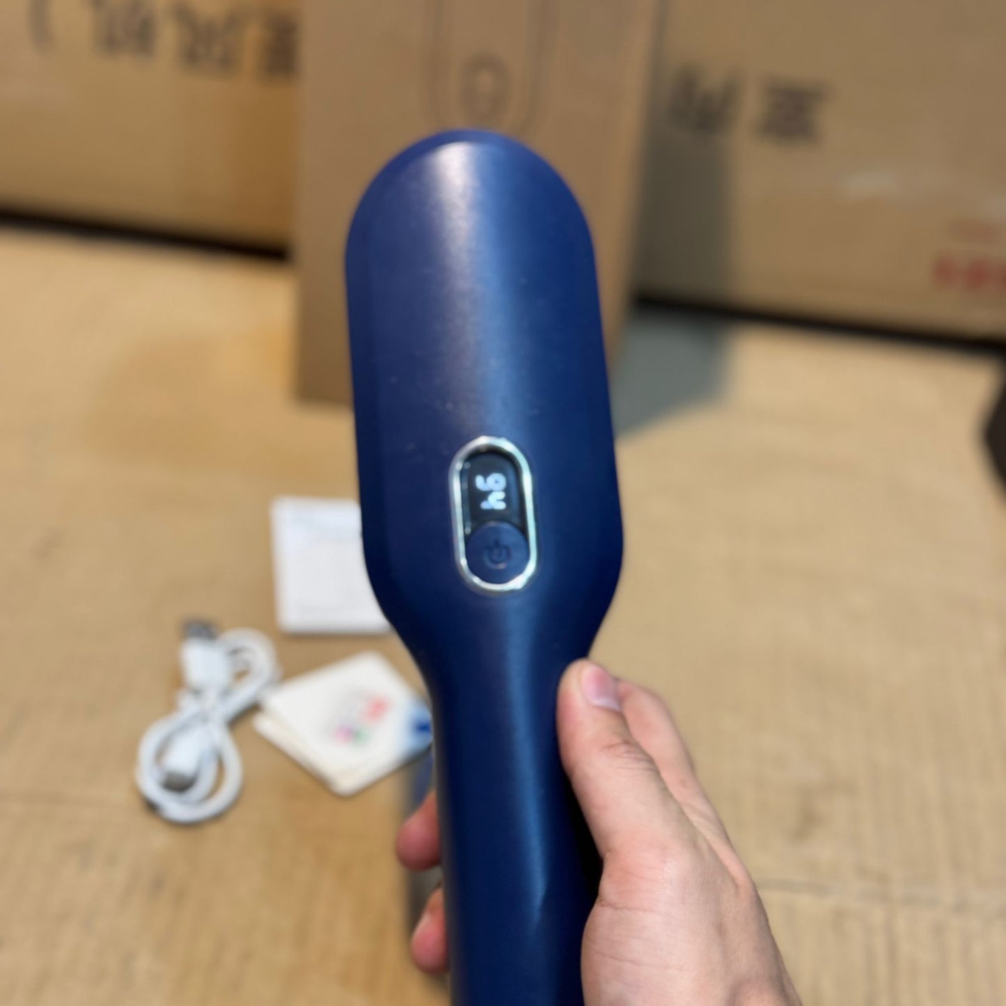 Rechargeable lint Remover