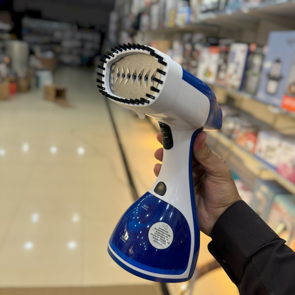 Vixter Handheld Garment Steamer OSH-1800 - 1500W Portable Clothes Steamer, 300ml, 2-Year Warranty