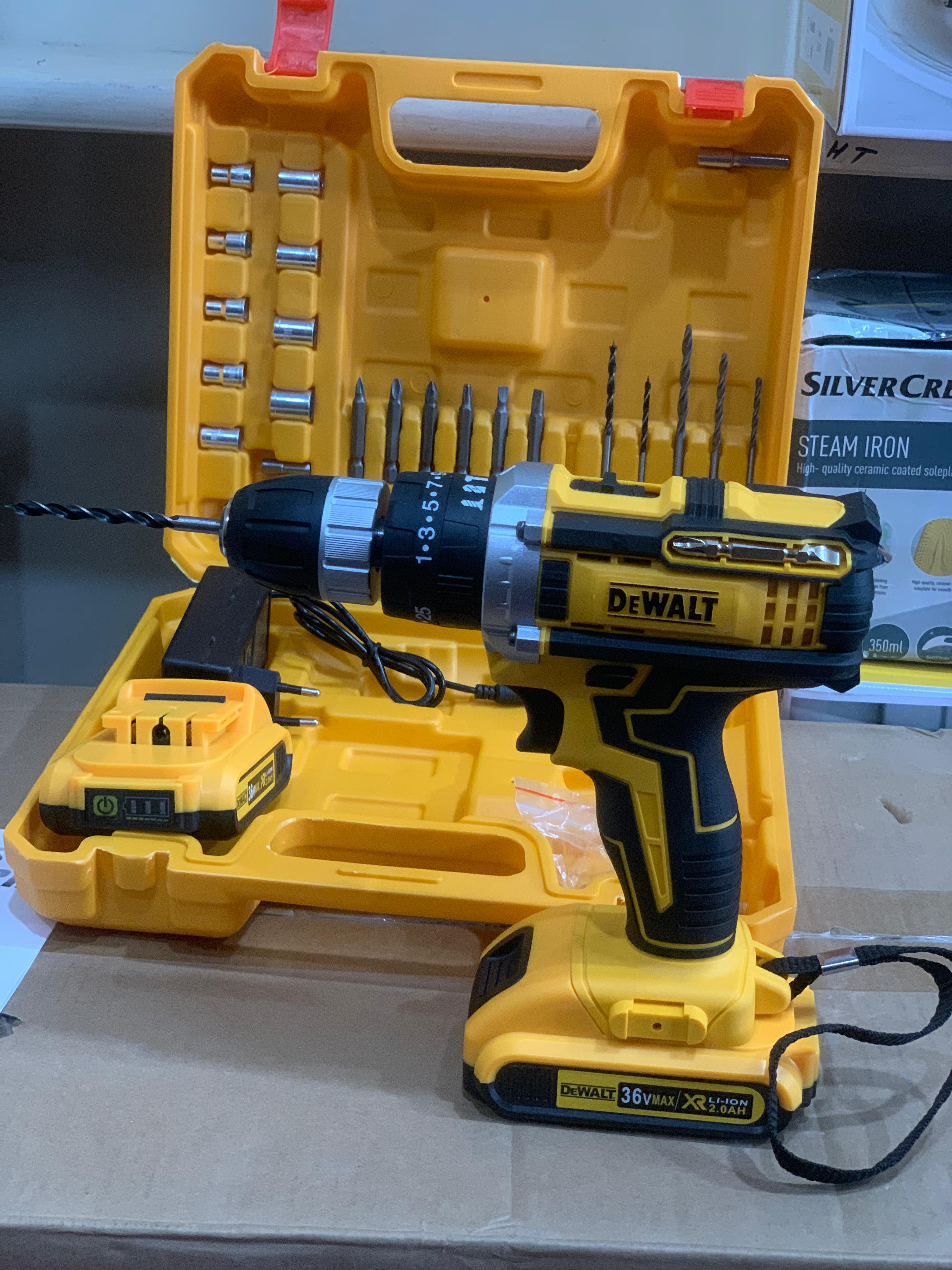 DeWALT 36W Drill set