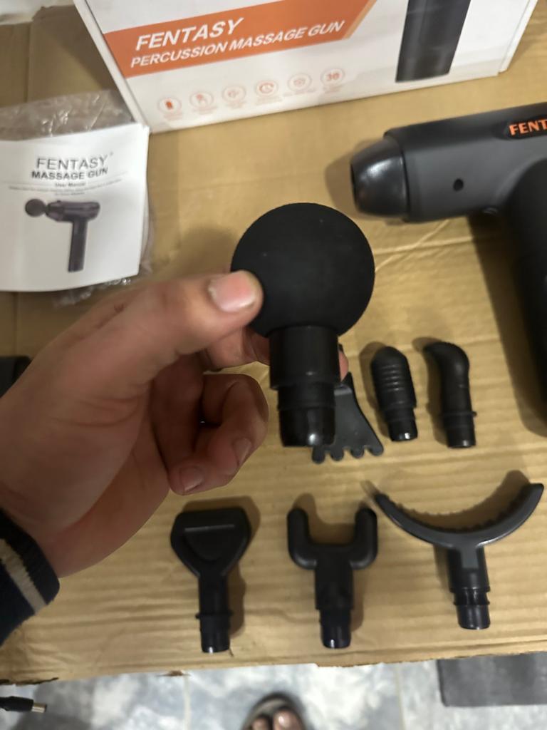 FANTACY PERCUSSION MASSAGE GUN